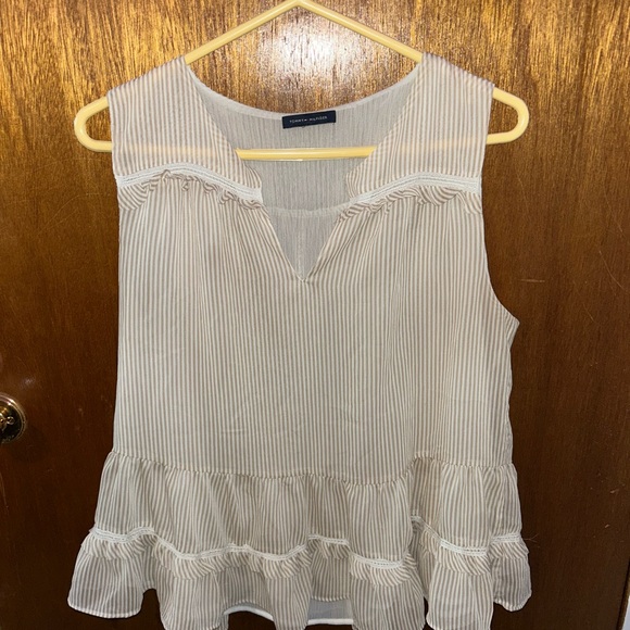 Tommy Hilfiger Tops - Tommy Hilfiger Cream Sleeveless Ribbed Blouse